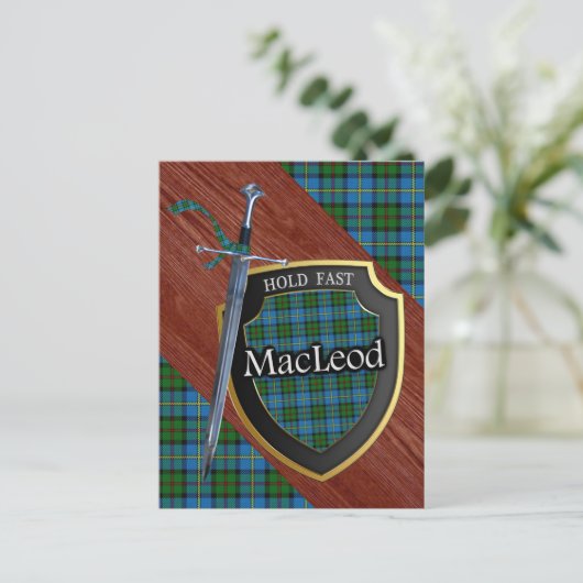 Clan MacLeod Tartan Sword & Shield Briefkaart (Staand voorkant)
