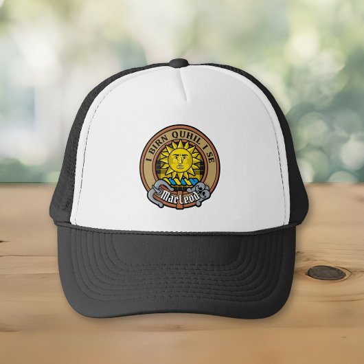 Clan MacLeod van Lewis Crest Trucker Pet