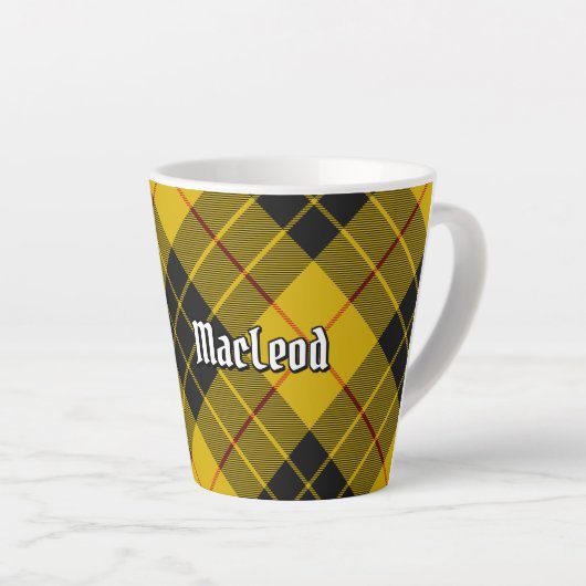 Clan Macleod van Lewis Tartan Latte Mok (Rechterhoek)