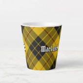 Clan Macleod van Lewis Tartan Latte Mok (Voorkant)