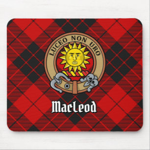 Clan MacLeod van Raasay Crest over Tartan Muismat