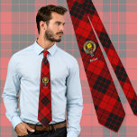 Clan MacLeod van Raasay Crest over Tartan Stropdas<br><div class="desc">Clan MacLeod van Raasay crest badge omringd door een riem en sluiting over tartan achtergrond. Aangepaste tekst.</div>