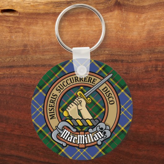 Clan MacMillan Crest over de jacht op Tartan Sleutelhanger (Voorkant)