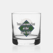 Clan MacMillan Crest over de jacht op Tartan Whisky Glas (Achterkant)