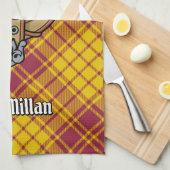 Clan MacMillan Crest over jurk Tartan Theedoek (Quarter Fold)