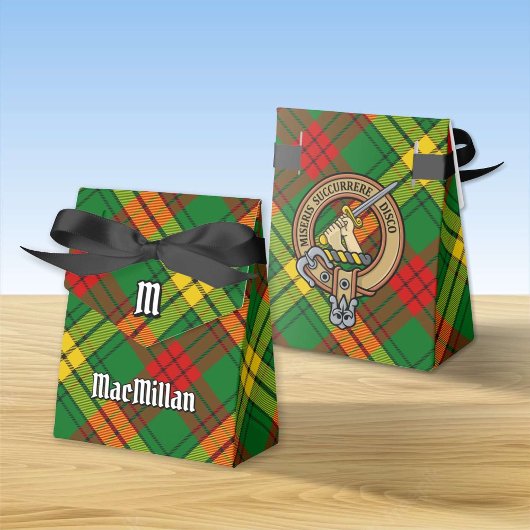 Clan MacMillan Crest over Tartan Bedankdoosjes