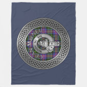Clan MacNeil Crest & Tartan Knot Fleece Deken (Voorkant)