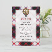 Clan MacPherson Crest over de jacht op Tartan Kaart (Staand voorkant)