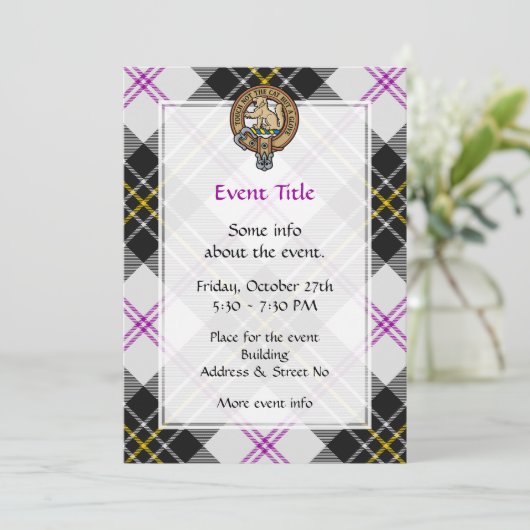 Clan MacPherson Crest over Jurk Tartan Kaart (Staand voorkant)