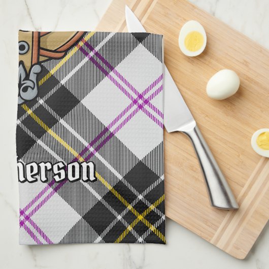 Clan MacPherson Crest over Jurk Tartan Theedoek (Quarter Fold)