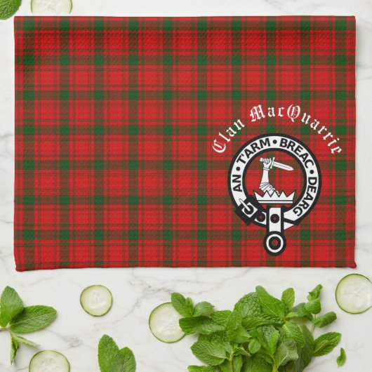 Clan MacQuarrie Tartan en Crest Theedoek (Gevouwen)