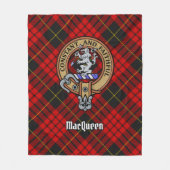Clan MacQueen Crest boven Tartan Fleece Deken (Voorkant)