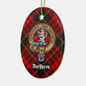 Clan MacQueen Crest boven Tartan Keramisch Ornament (Links)