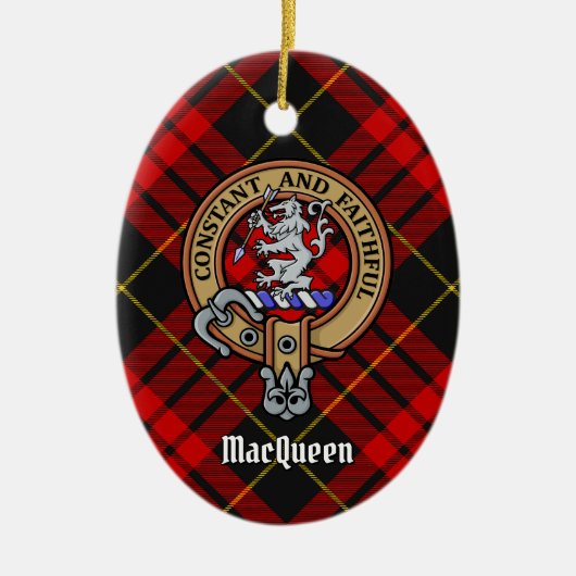 Clan MacQueen Crest boven Tartan Keramisch Ornament (Voorkant)
