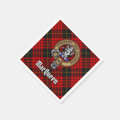 Clan MacQueen Crest boven Tartan Servet (Hoek)