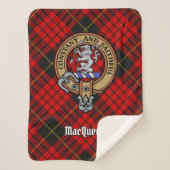 Clan MacQueen Crest boven Tartan Sherpa Deken (Voorkant)