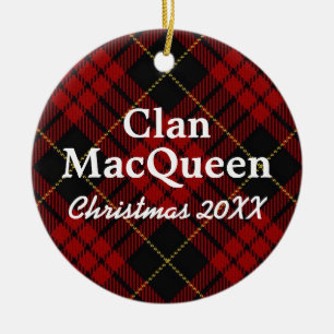 Clan MacQueen Scottish Red en Black Tartan Keramisch Ornament