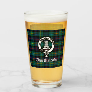 Clan Malcolm Crest Badge en Tartan Glas