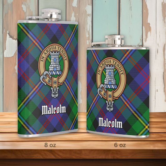 Clan Malcolm Crest over Tartan Heupfles
