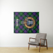 Clan Malcolm Crest over Tartan Wandkleed (In Situ (horizontaal))