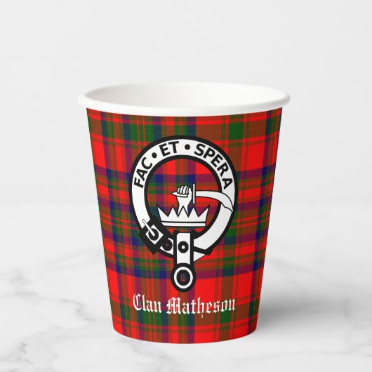 Clan Matheson Crest Badge en Tartan Papieren Bekers (Voorkant)