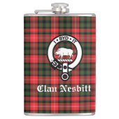 Clan Nesbitt Crest Badge & Tartan Persoonlijk Heupfles (Voorkant)