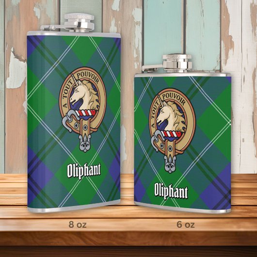 Clan Oliphant Crest boven Tartan Heupfles