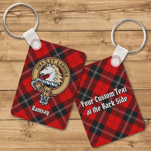 Clan Ramsay Crest over Red Tartan Sleutelhanger