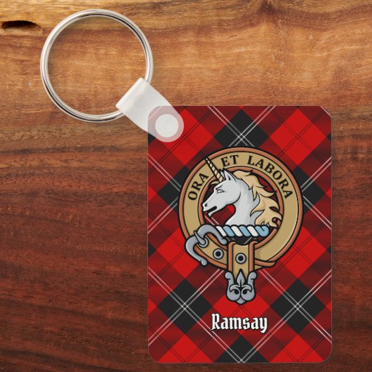 Clan Ramsay Crest over Red Tartan Sleutelhanger (Voorkant)