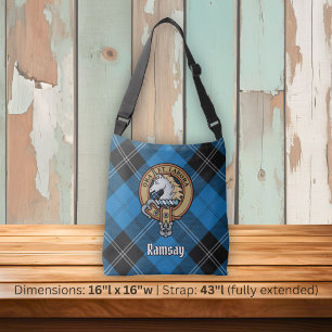Clan Ramsay Wapen over Blauwe Jacht-Tartan Crossbody Tas
