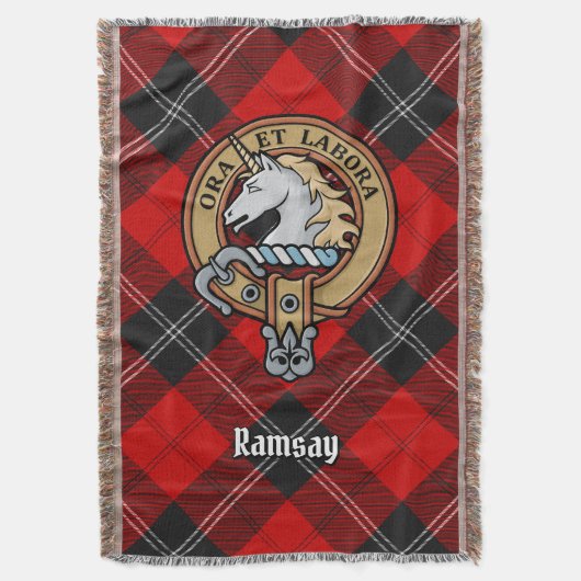 Clan Ramsay Wapen over Rode Tartan Deken (Voorkant Verticaal)