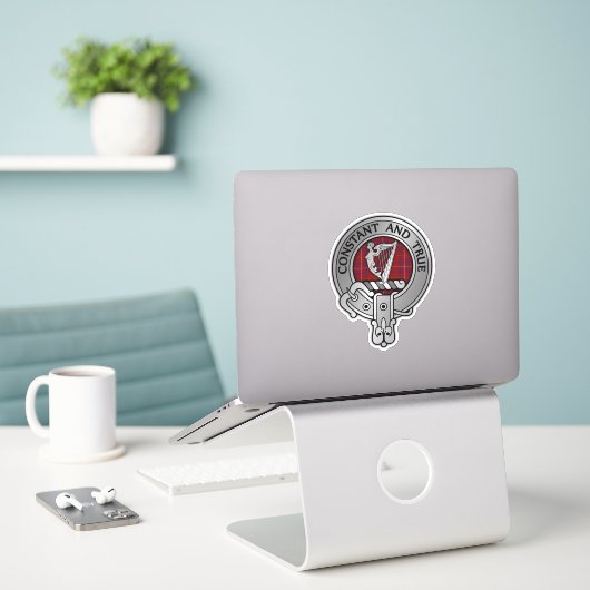 Clan Roos Crest & Tartan Sticker (Laptop op bureau)