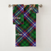 Clan Russell Crest over Tartan Bad Handdoek (Insitu)