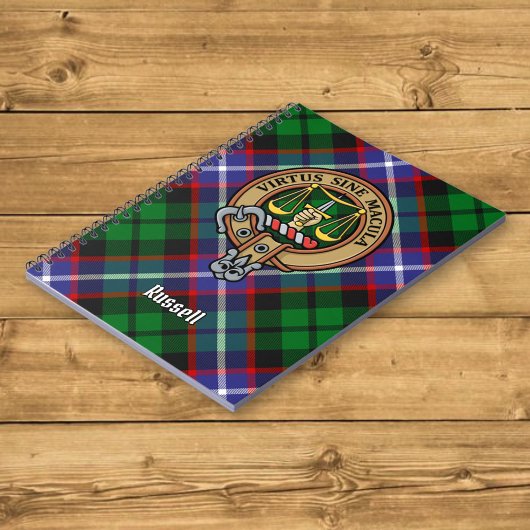 Clan Russell Crest over tartan Notitieboek