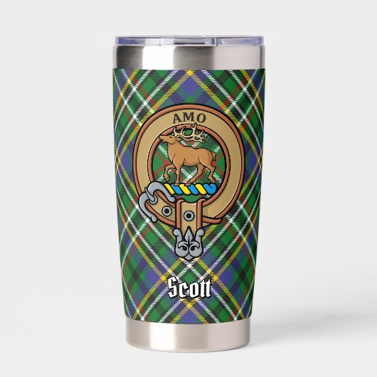 Clan Scott Crest over Green Tartan Geïsoleerde Drinkbeker (Voorkant)