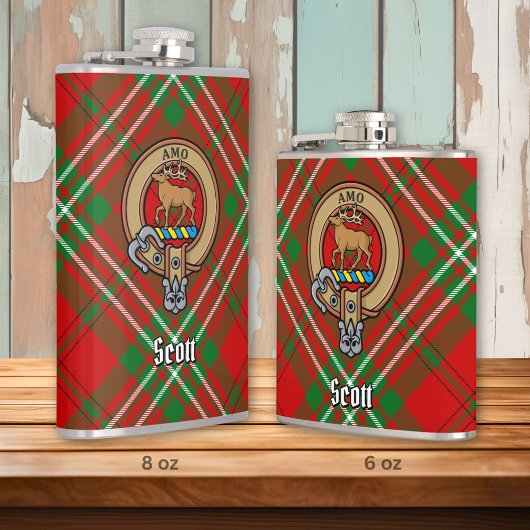 Clan Scott Crest over Red Tartan Heupfles