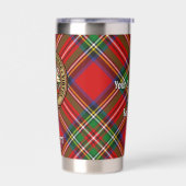 Clan Stewart Crest over Royal Tartan Geïsoleerde Drinkbeker (Links)