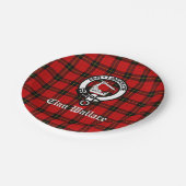 Clan Wallace Crest Badge en Tartan Papieren Bordje (Gekanteld)