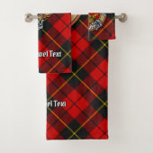 Clan Wallace Crest over Tartan Bad Handdoek (Insitu)