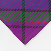 Clan Wardlaw Crest over Tartan Fleece Deken (Hoek)
