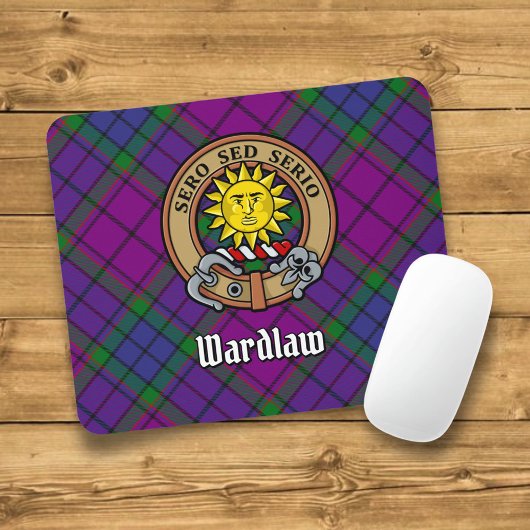 Clan Wardlaw Crest over Tartan Muismat