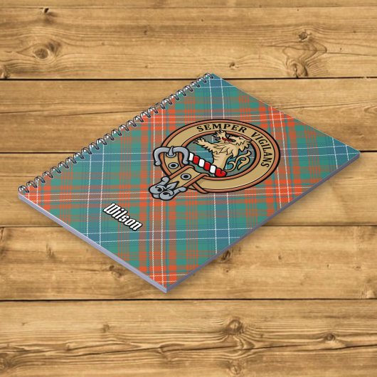 Clan Wilson Crest over het oude Tartan Notitieboek