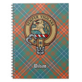 Clan Wilson Crest over het oude Tartan Notitieboek (Voorkant)