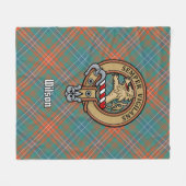 Clan Wilson Crest over Oude Tartan Fleece Deken (Voorkant (Horizontaal))