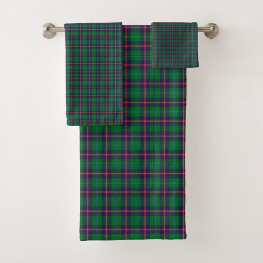 Clan Young Tartan Pset Bad Handdoek (Insitu)