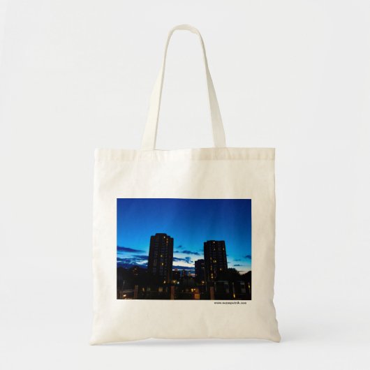 Clapham Junction Tower Blocks, Londen Tote Bag (Voorkant)
