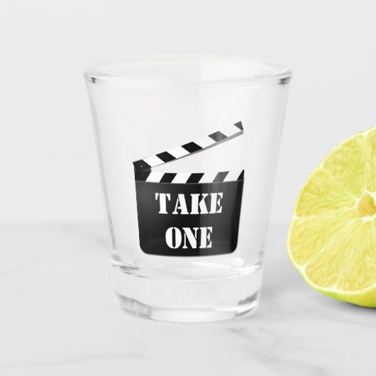 Clapperboard Eén of Jouw tekst Black en White Shot Glas (Voorkant)