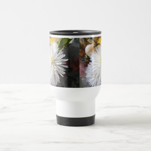 Claricia Reisbeker (Center)