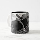 Clarinet met blademuziek tweekleurige koffiemok (Voorkant links)