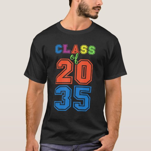 Class Of 2035 Grow With Me Graduation First Day Of T-shirt (Voorkant)